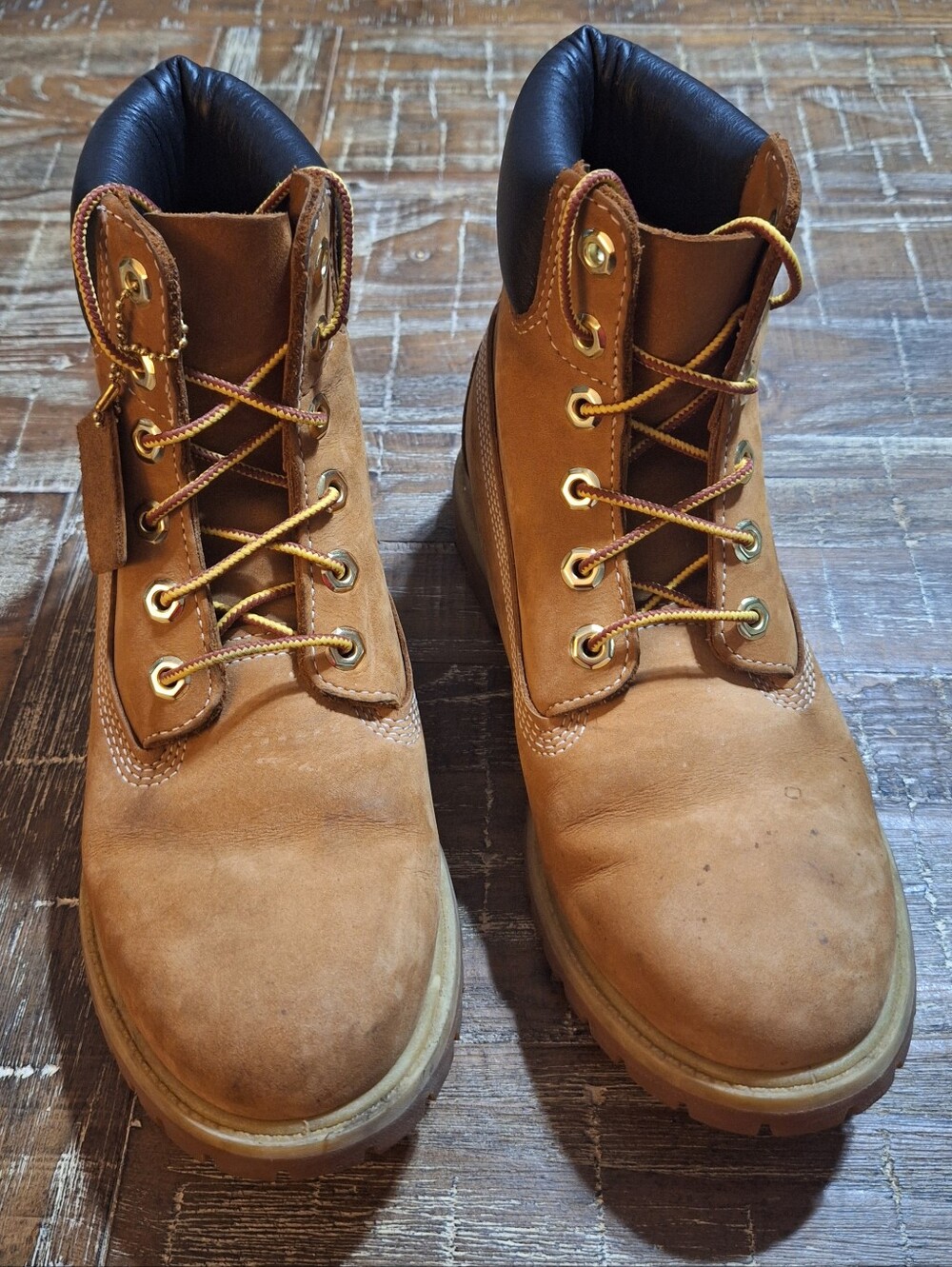 Timberland Women’s 6-Inch Premium Waterproof Boots Size 9M Wheat 10361